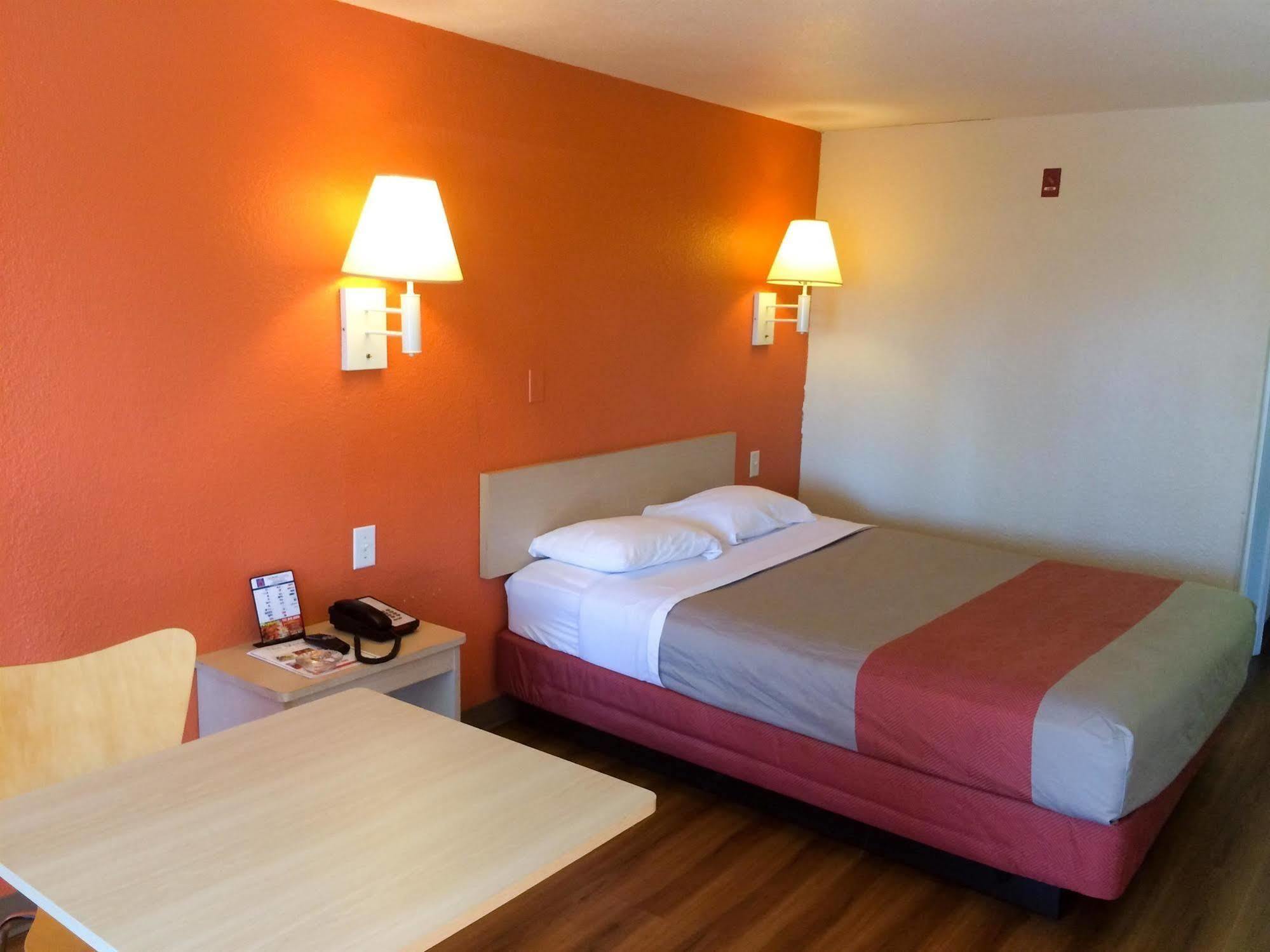 Motel 6-Newport News, Va Exterior foto